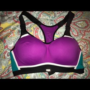 Victoria’s Secret Incredible Sports Bra